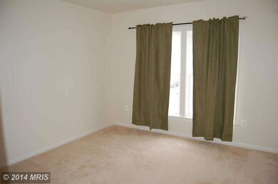 404 Bamberg Way, Upper Marlboro, MD 20774 - photo 4