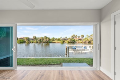 1610 Middle Gulf Dr unit C2, Sanibel, FL 33957 - photo 3