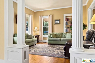 608 Burt St, San Marcos, TX 78666 - photo 6