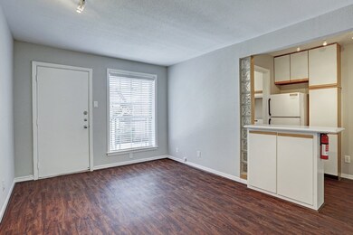 2023 Huldy St unit 7, Houston, TX 77019 - photo 4