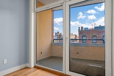 The Mariner Condominiums unit 509, Boston, MA 02109 - photo 4