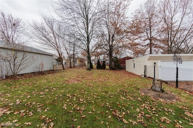 13661 Dalebrook Ave, Brook Park, OH 44142 - photo 5