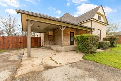 305 Glen Rose Ave, Cleburne, TX 76033 - photo 3