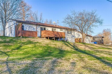 3037 Lyme St, Saint Charles, MO 63301 - photo 4