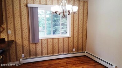 Unit B dining area 2