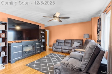 821 Ryan St, Owosso, MI 48867 - photo 7