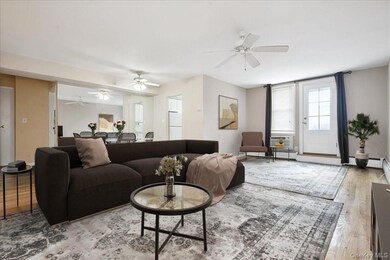 2 Fowler Ave unit 206, Lynbrook, NY 11563 - photo 5