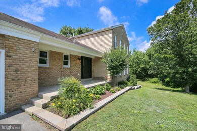 27411 Clarksburg Rd, Damascus, MD 20872 - photo 2