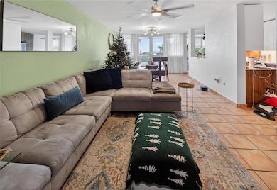 La Villa Gardens 833 unit 211E, Guaynabo, PR 00965 - photo 6