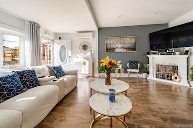 151-05 20th Rd, Flushing, NY 11357 - photo 2