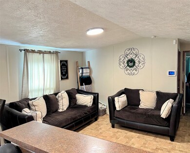 13019 Maplewood Ln, Old River-Winfree, TX 77535 - photo 4