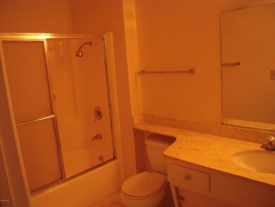 13868 N Newcastle Dr, Sun City, AZ 85351 - photo 2