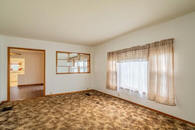 135 W 3rd St, Newburg, MO 65550 - photo 3