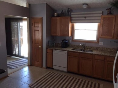 Kitchen2