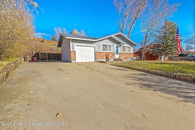 834 Ashley Rd, Craig, CO 81625 - photo 2