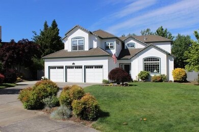 2462 Greenfield Ct, Medford, OR 97504 - photo 2