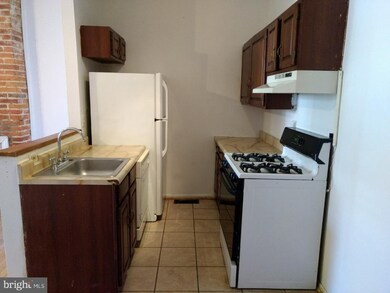 807 Hollins St unit 1, Baltimore, MD 21201 - photo 5