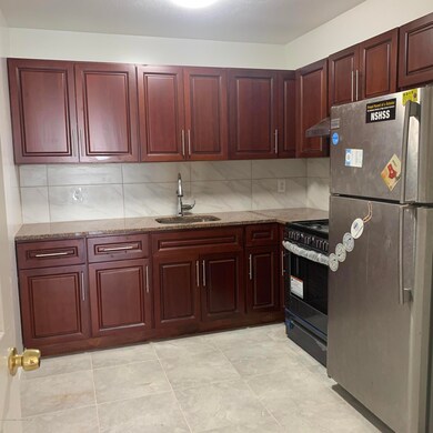 52 Country Dr S, Staten Island, NY 10314 - photo 6