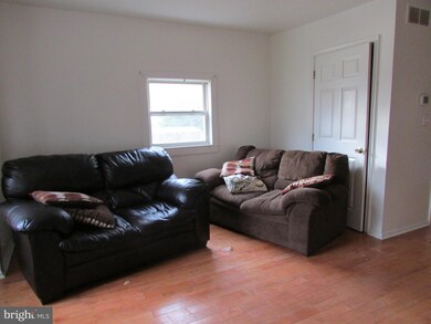 301 Brighton Ave, Wilmington, DE 19805 - photo 2