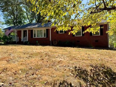 1419 Sunset Ave, Asheboro, NC 27205 - photo 2