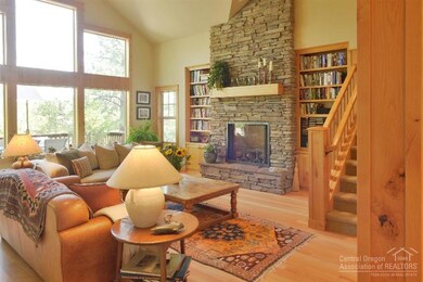 2056 NW Talapus Ct, Bend, OR 97701 - photo 3