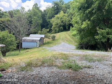 301 Holloway Rd, Newport, TN 37821 - photo 5