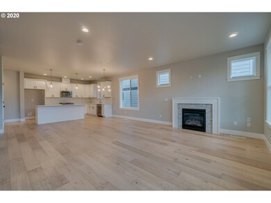 1113 SW Dottie Ct, Troutdale, OR 97060 - photo 3