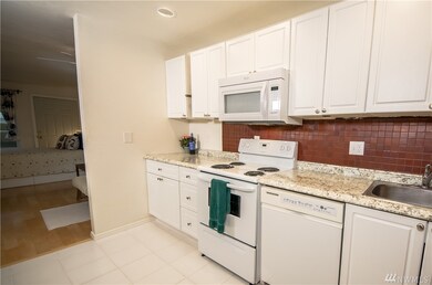 2937 76th Ave SE unit D31, Mercer Island, WA 98040 - photo 2