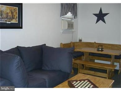 3328 Cambridge Cir, Allentown, PA 18104 - photo 5