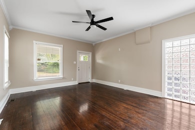 240 E Third St, Lexington, KY 40508 - photo 7