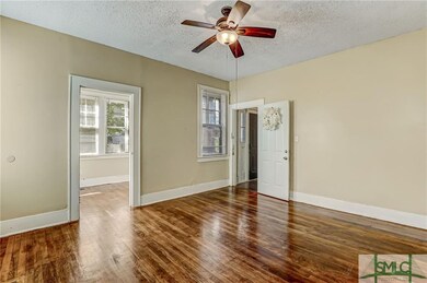 522 E 38th St, Savannah, GA 31401 - photo 4