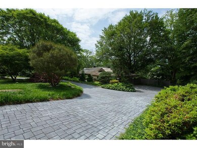 955 Stoke Rd, Villanova, PA 19085 - photo 2