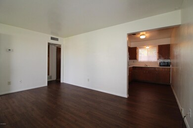 2012 S Granada Dr unit C, Tempe, AZ 85282 - photo 7