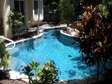 106 S 3rd St, Cocoa Beach, FL 32931 - photo 4