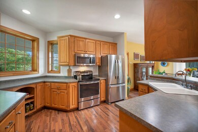 1144 Jordan Rd, de Pere, WI 54115 - photo 2