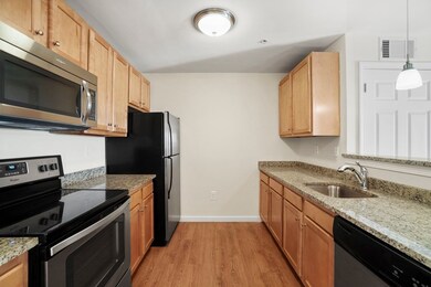 109 Hopkins St unit 411, Wakefield, MA 01880 - photo 3
