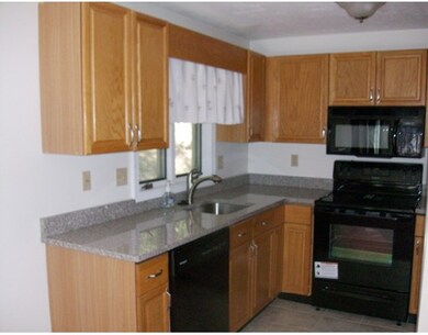 46 Winnepurkit Ave unit 46, Lynn, MA 01905 - photo 3