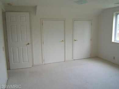 2405 W Osterhout Ave, Portage, MI 49024 - photo 4
