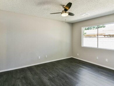005_Master Bedroom