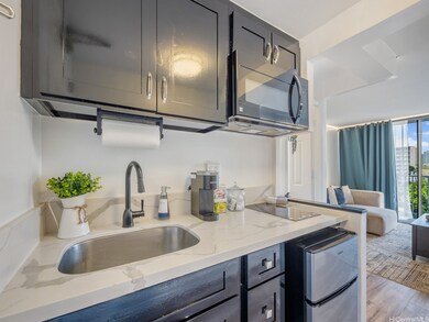 2427 Kuhio Ave unit 804, Honolulu, HI 96815 - photo 5