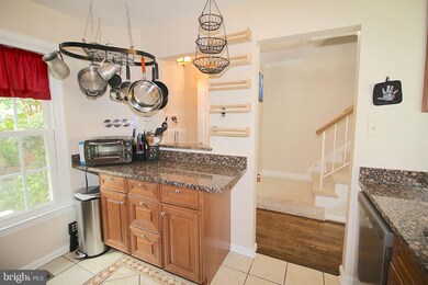 12841 Mill Brook Ct, Woodbridge, VA 22192 - photo 5