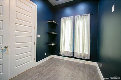 1222 International St, Edinburg, TX 78539 - photo 4