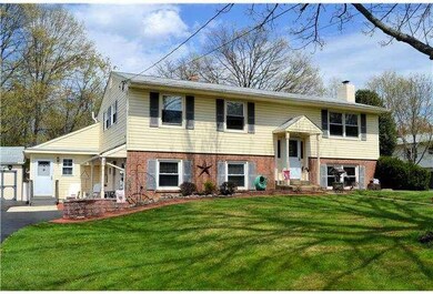 121 Hunter Ln, North Wales, PA 19454 - photo 2