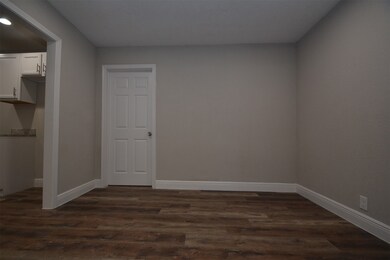 7543 W Knoll St, Houston, TX 77028 - photo 5