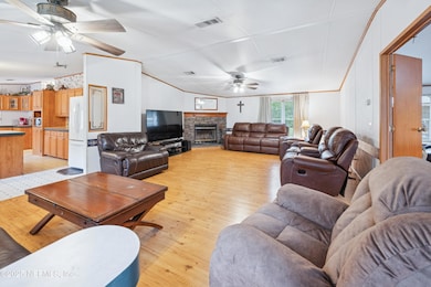 17824 N. E. 143rd Terrace-35