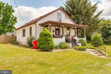 110 E 7th Ave, Ranson, WV 25438 - photo 2