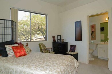 2nd Bedroom-Bath