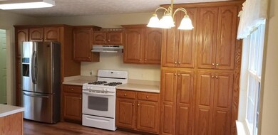 107 Man o War Dr, Lawrenceburg, KY 40342 - photo 3