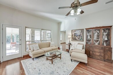 309 Marseille Dr, Hurst, TX 76054 - photo 4