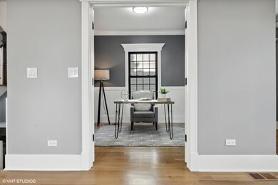 140 N Evergreen Ave, Elmhurst, IL 60126 - photo 6